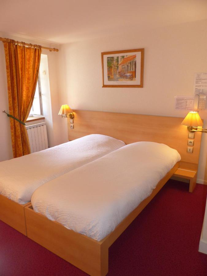 Hotel Logis Auberge De L'Isard Saint-Lary  Esterno foto