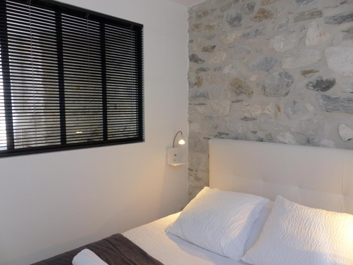 Hotel Logis Auberge De L'Isard Saint-Lary  Esterno foto